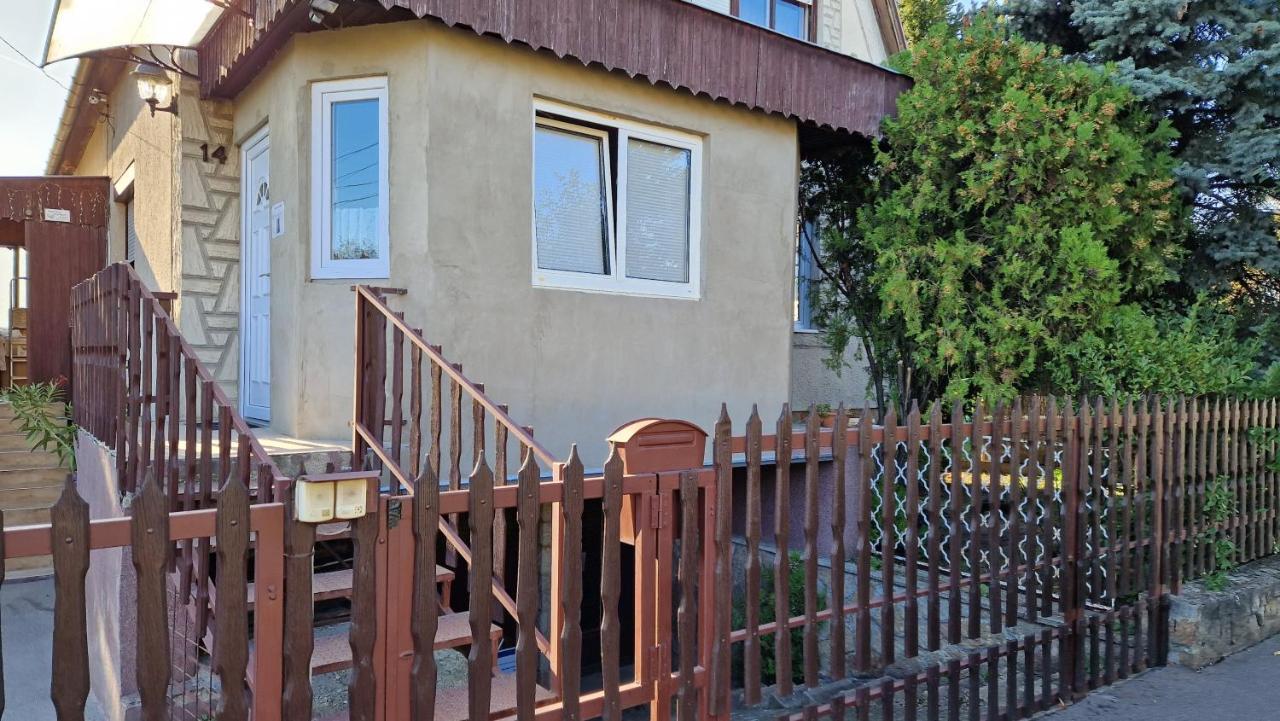Friendly Apartment In The Suburb. Budapest Ngoại thất bức ảnh